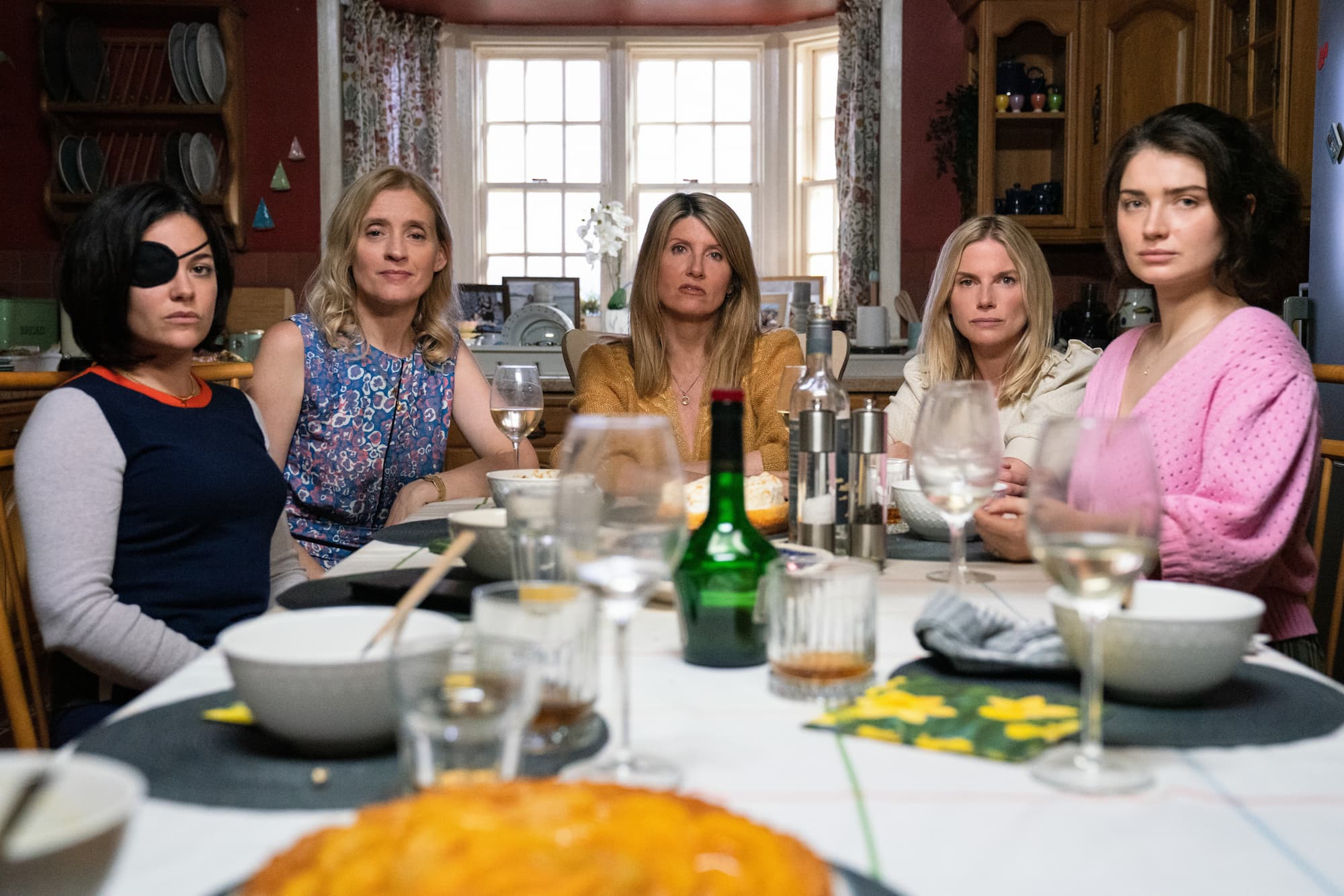 Apple TV Plus renovó su serie original británica ‘Bad Sisters’ para una segunda temporada