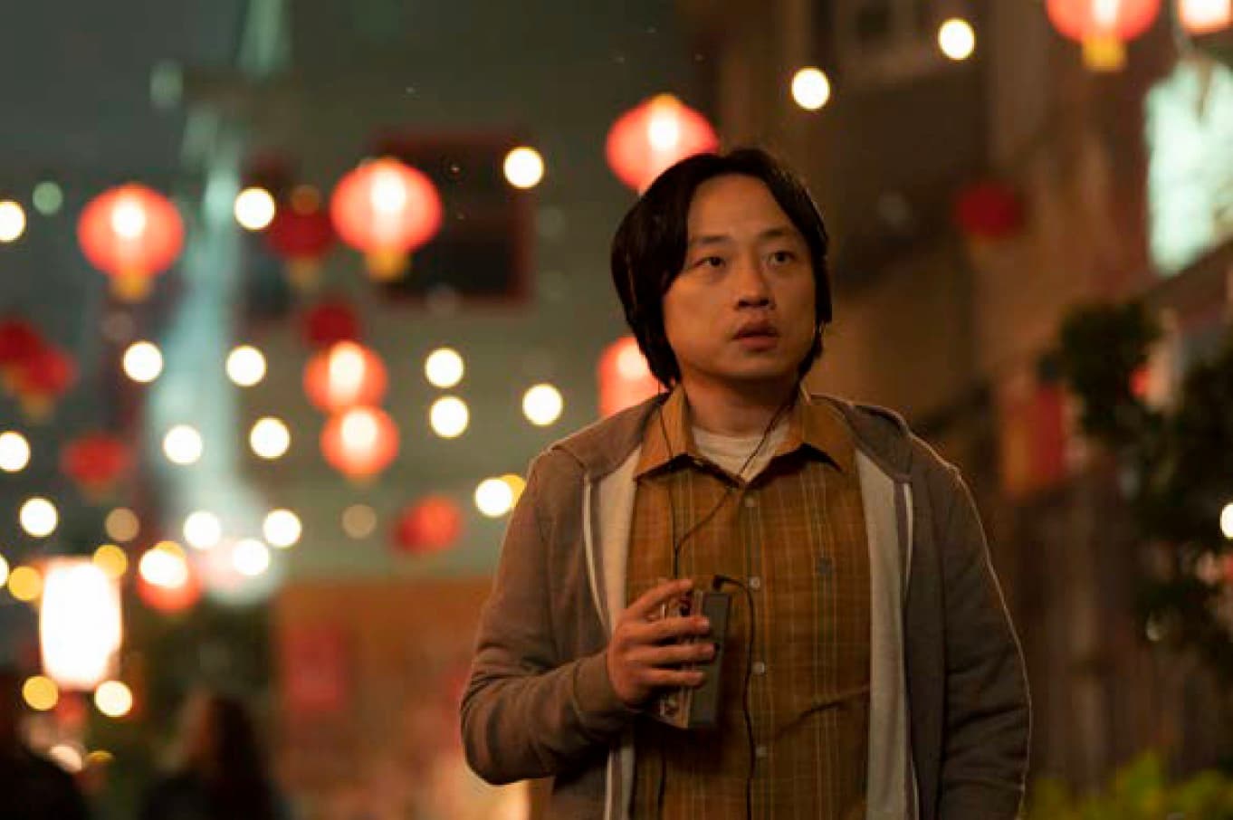 Disney+ presenta «Misterio en Chinatown»: Una nueva miniserie llena de intriga y comedia